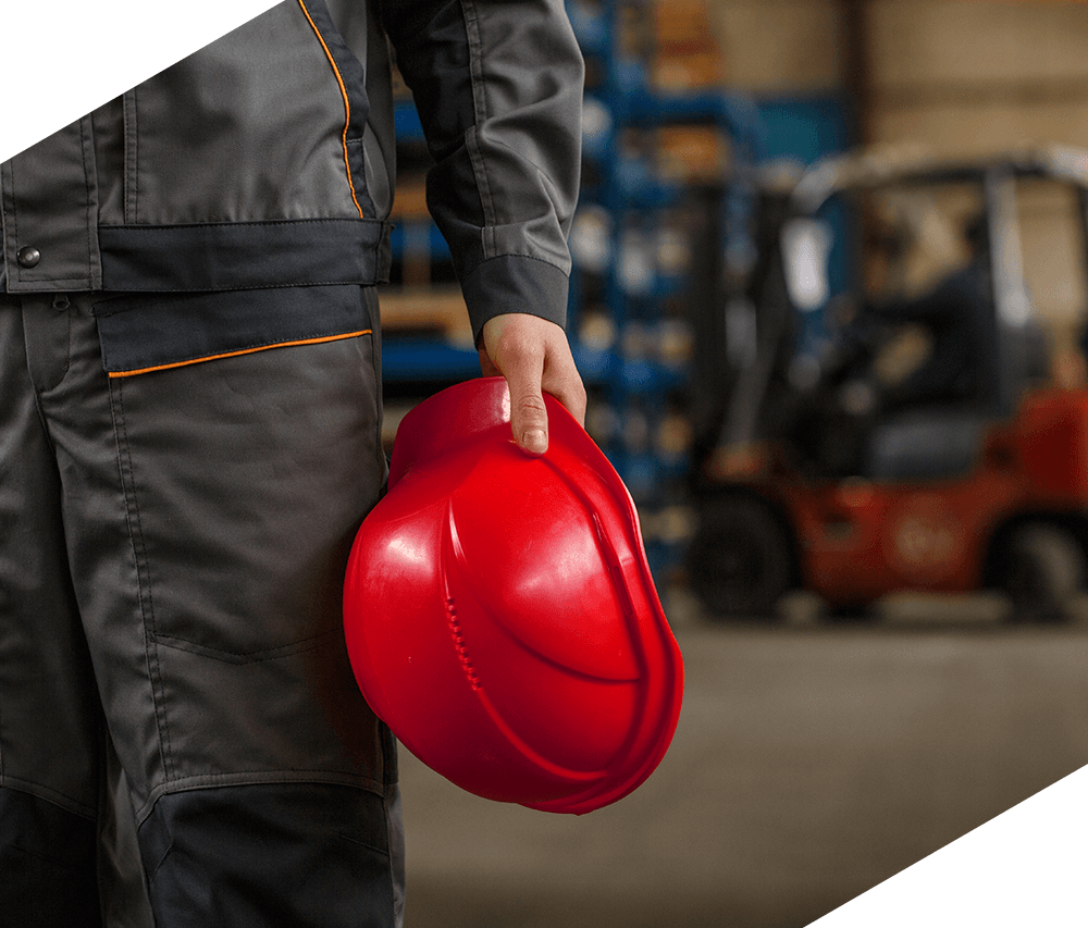 img-man-holding-helmet https://manufacturing.evercon.co.th/wp-content/uploads/2023/09/img-man-holding-helmet.png
